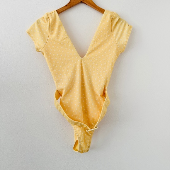 NWT Billabong x Salty Blonde Sundipped One Piece Swimsuit Yellow Polka Dot Belt - Picture 12 of 12